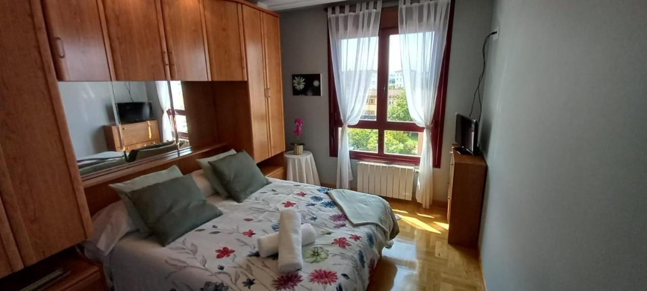 El Encanto De La Fueya Con Parking Gratuito Apartment Gijon Luaran gambar